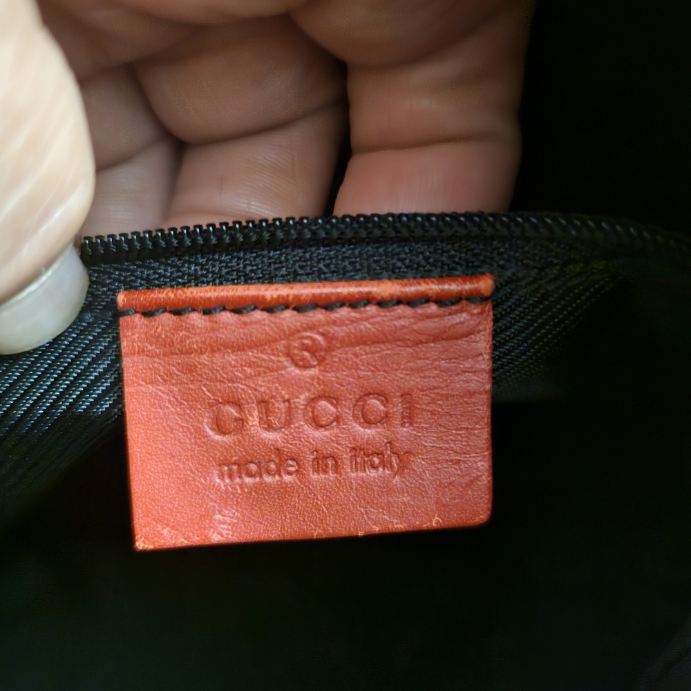 Vintage Gucci Red and Beige Monogram Shoulder Bag - Picture 10 of 12
